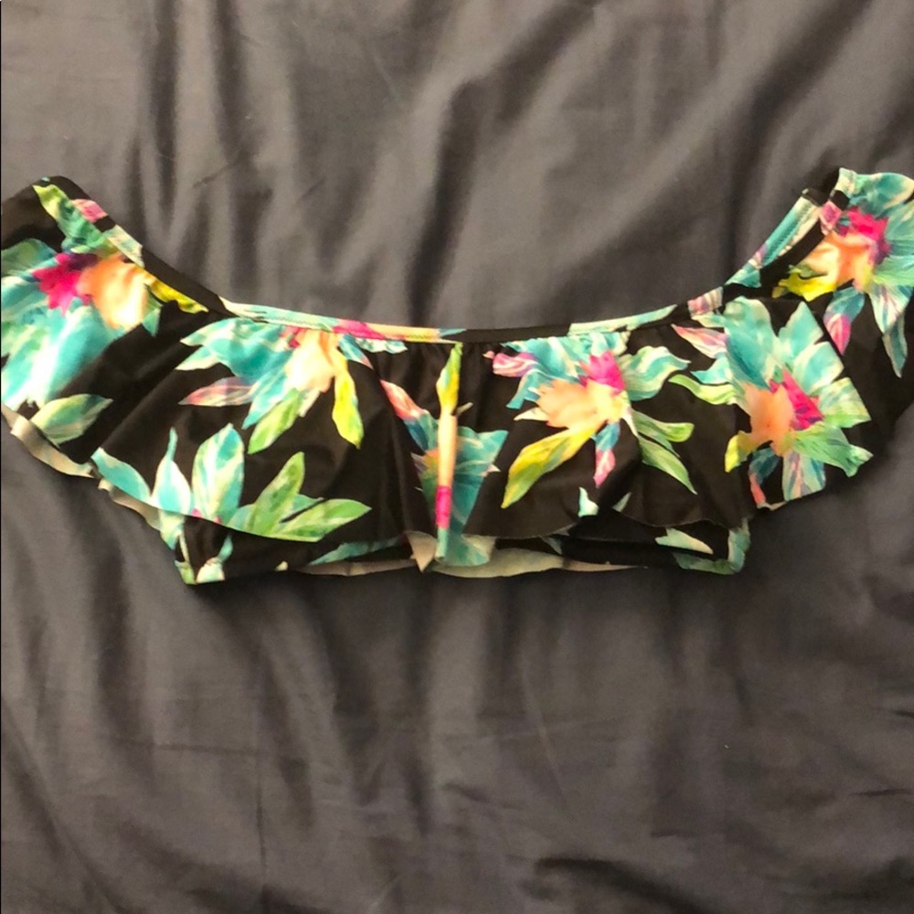 • off the shoulder flowy bikini